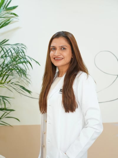 Portrait of Dr. Isha Narang 