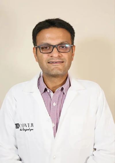 Portrait of Dr. Naren Prakash