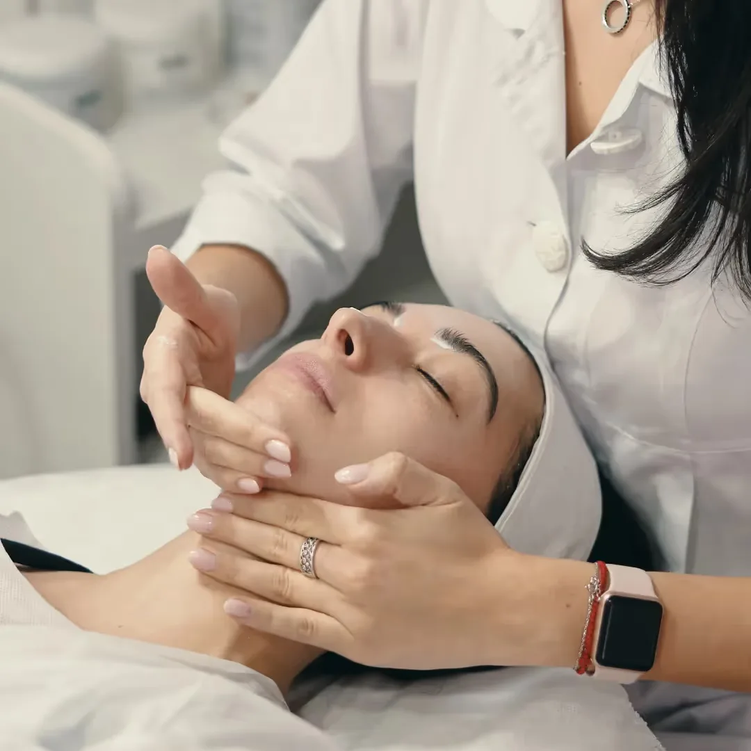 Zo Obagi Facial performed on women's face by dermatologist