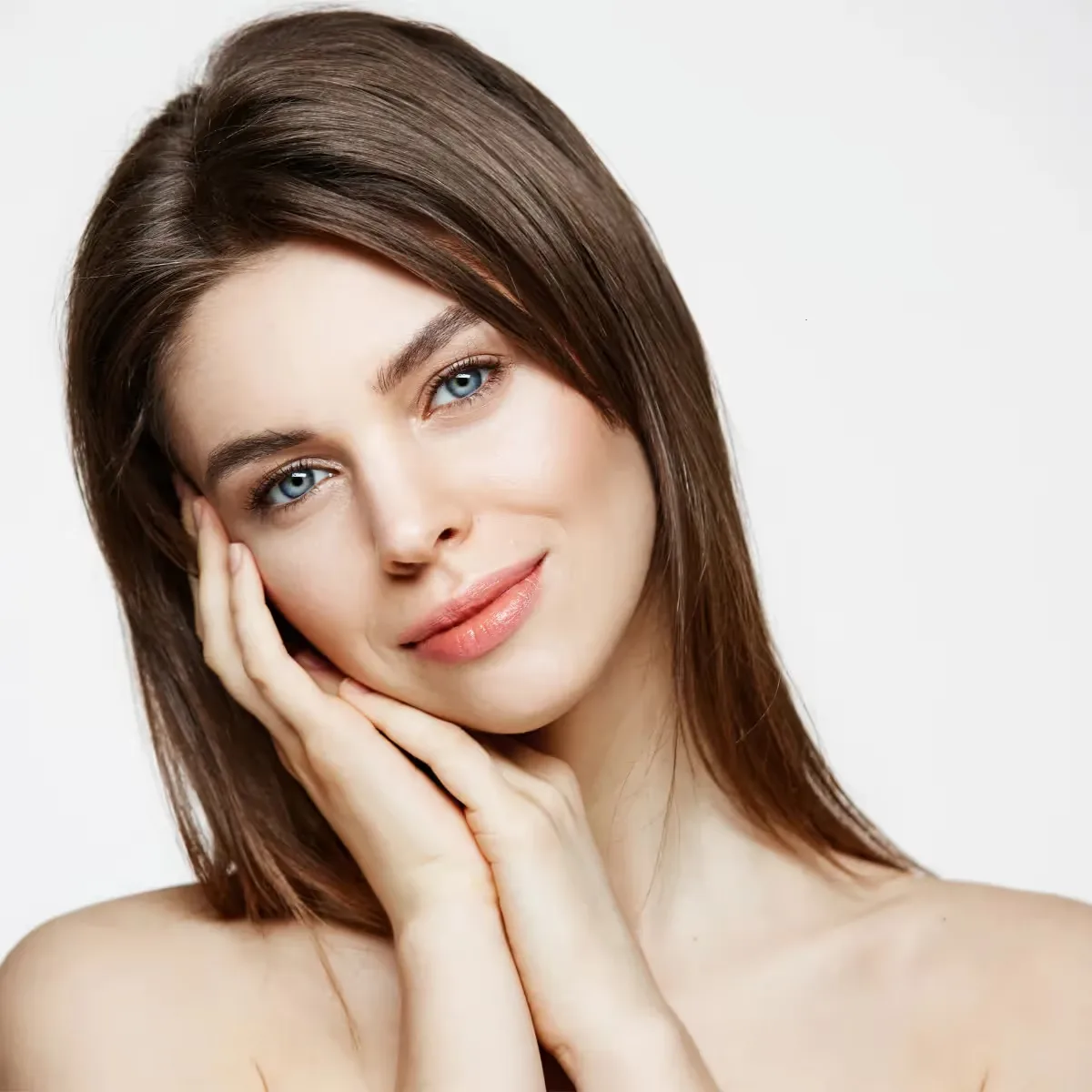 Featured image: 8 Skin Whitening Home Remedies: COMPLETE GUIDE