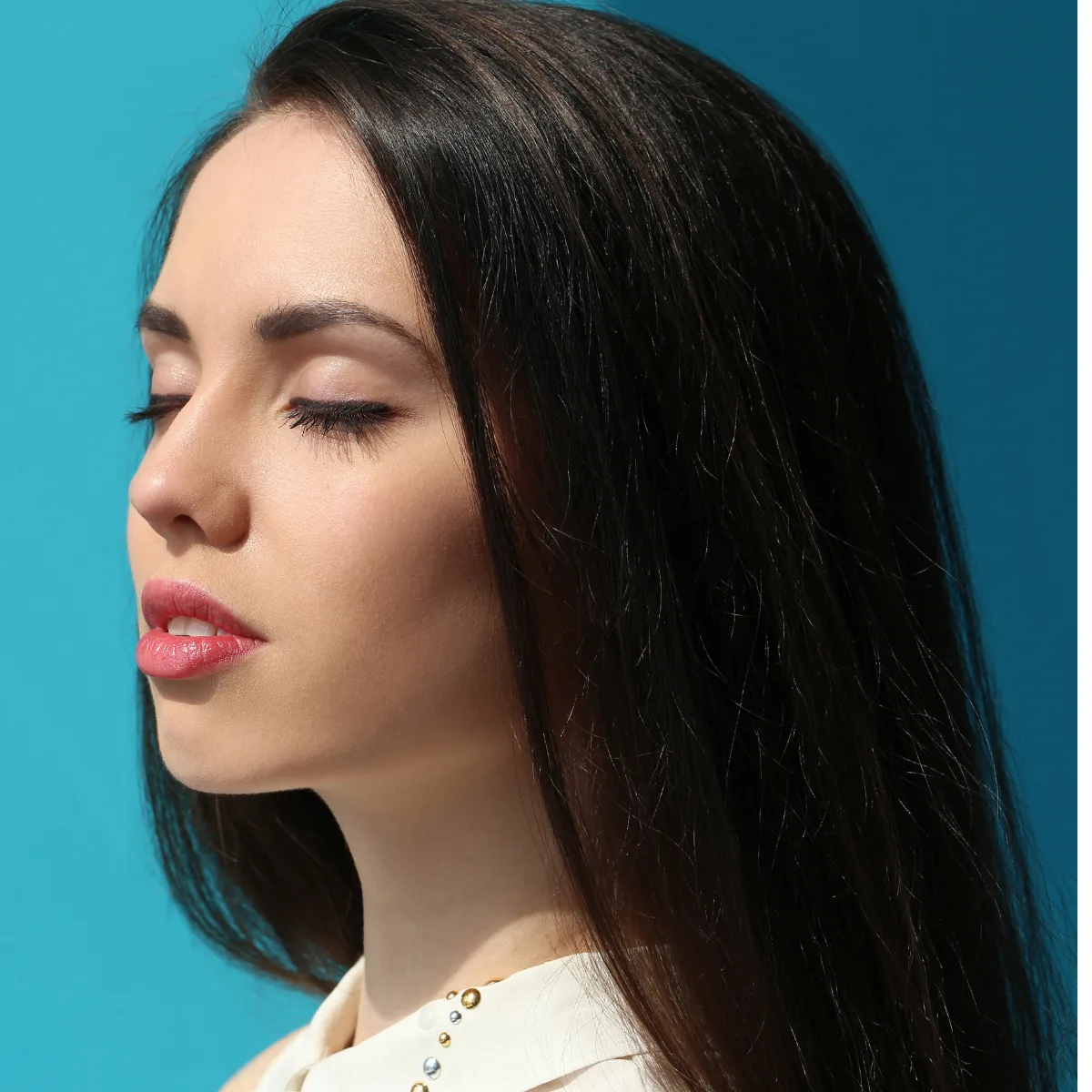 Featured image: How To Remove Nose Hair Permanently?