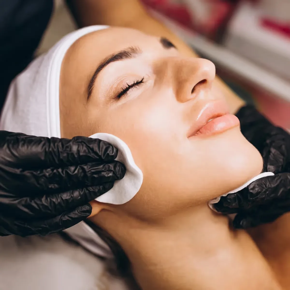 Featured image: Pre-Bridal Skin Care Tips: Dermatologist-Recommended Guide for a Glowing Wedding Look