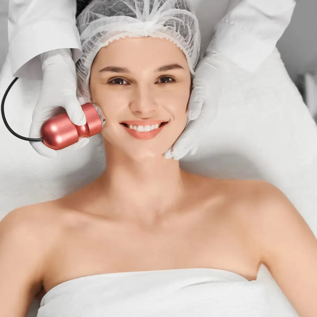 Featured image: What is the cost of a carbon facial in India/ Gurugram/ Noida/ Greater Noida?